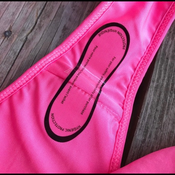 Kendall & Kylie bathing suit - New with tags - Picture 3 of 3